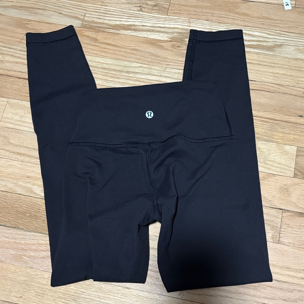Lululemon size 2 Leggings 25”